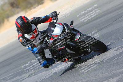 media/Mar-28-2022-Superbike Trackdays (Mon) [[b8603d0f67]]/Open Track Time/Turn 3 Inside/